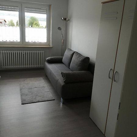 Ruhige Ferienwohnung Am Waldrand. Wildflecken Ngoại thất bức ảnh